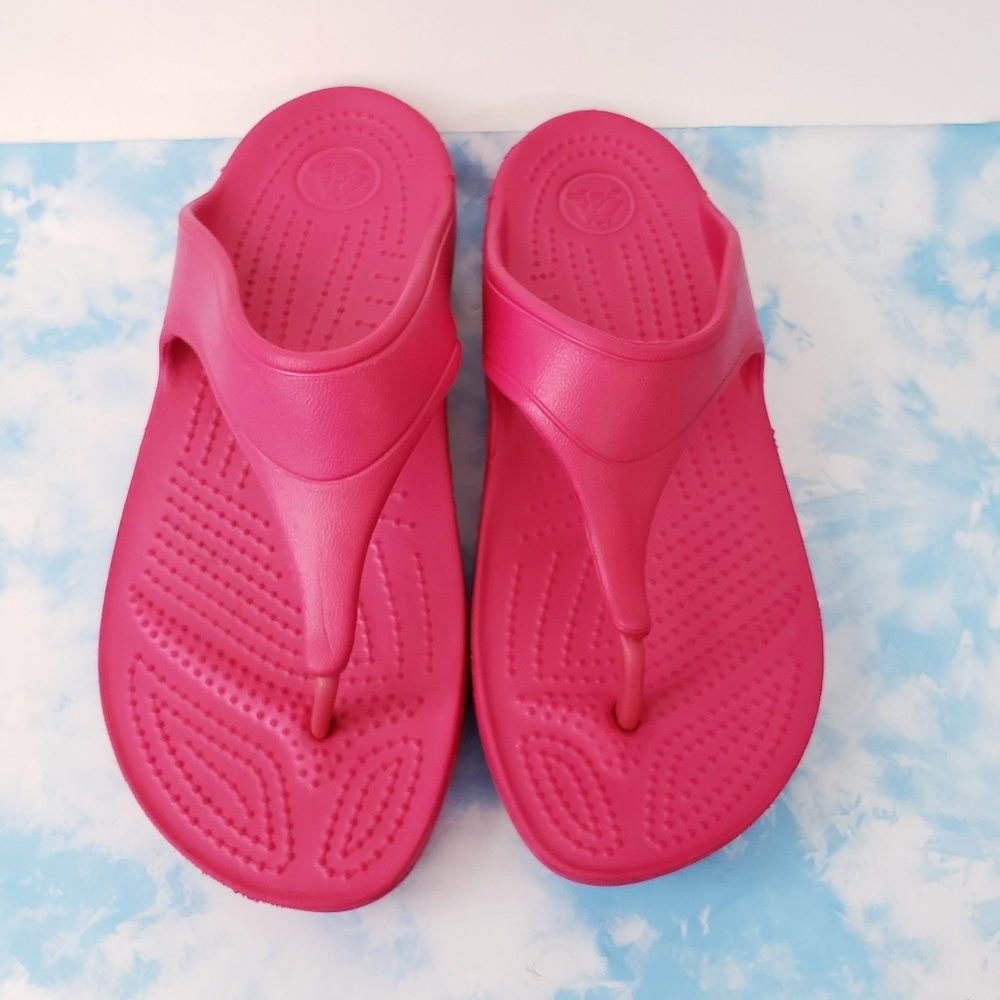 Crocs Dark Pink Thong Wedges 7